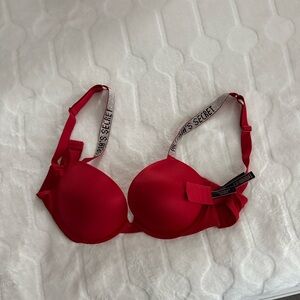 Victoria's Secret Scarlet Bra with Logo Straps